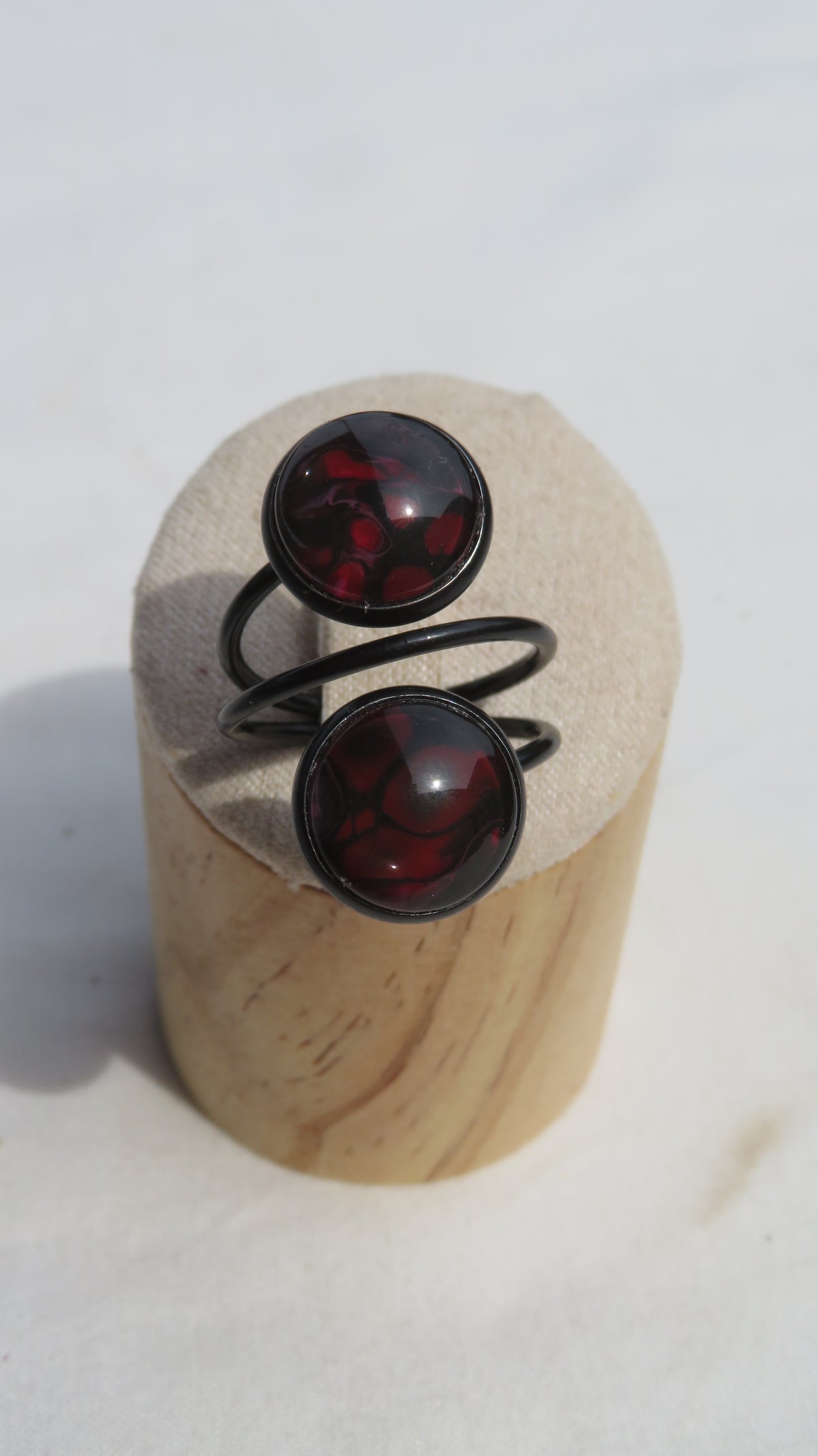Bague "Éclat de Rubis Noir" N°0650