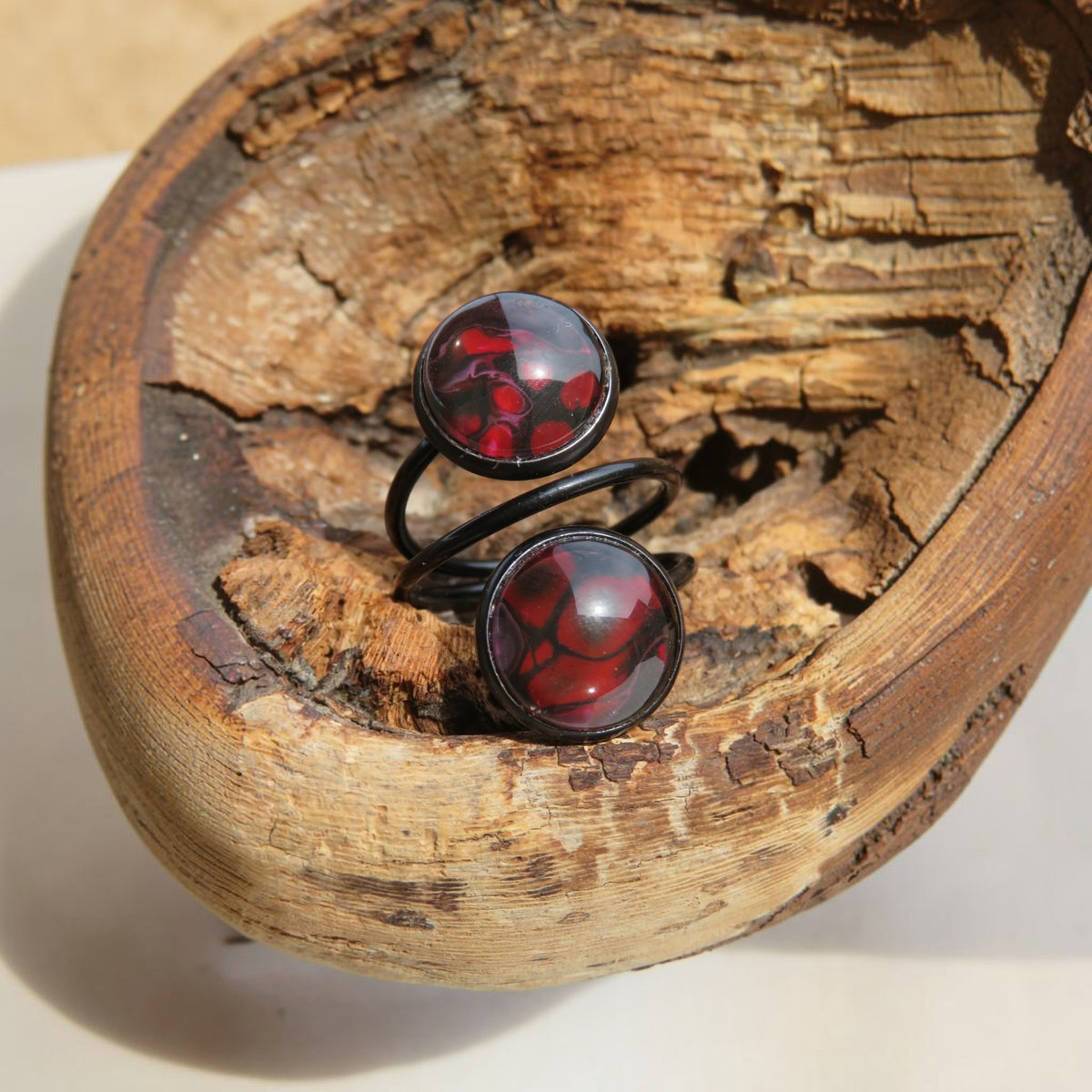 Bague "Éclat de Rubis Noir" N°0650
