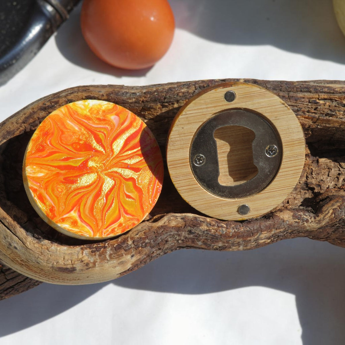 Décapsuleur magnétique "Brasier Solaire"