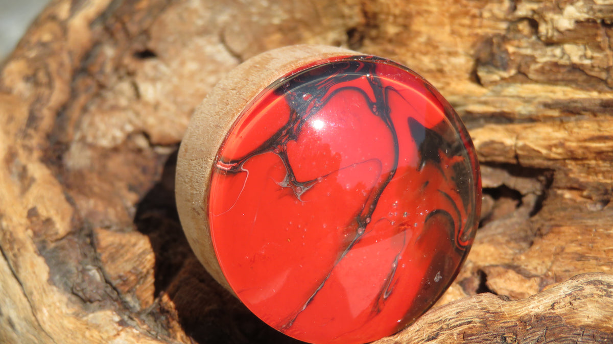 Bouchon de vin en bois "Obsidienne Rouge"